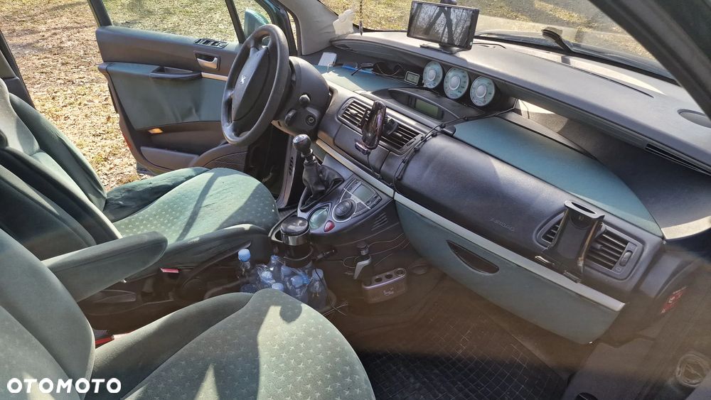 Peugeot 807 2.2 HDi ST - 13