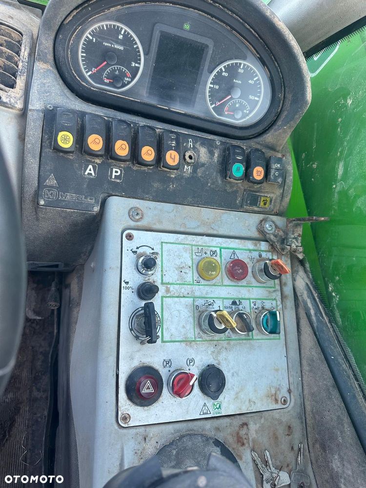 Merlo Ładowarka Teleskopowa MERLO P40.7CS P40.7 - 19