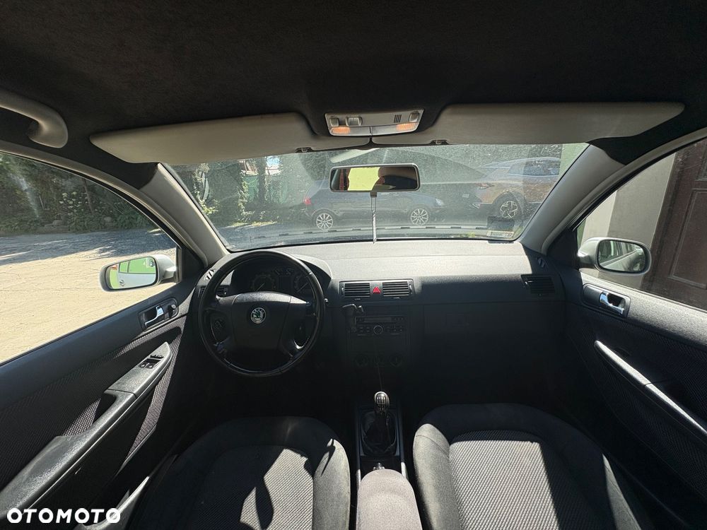 Skoda Fabia 1.2 12V Ambiente - 11