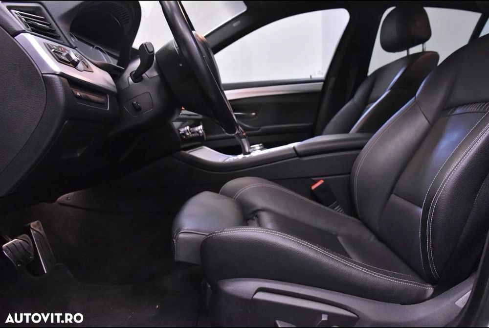 BMW Seria 5 530d xDrive AT - 10