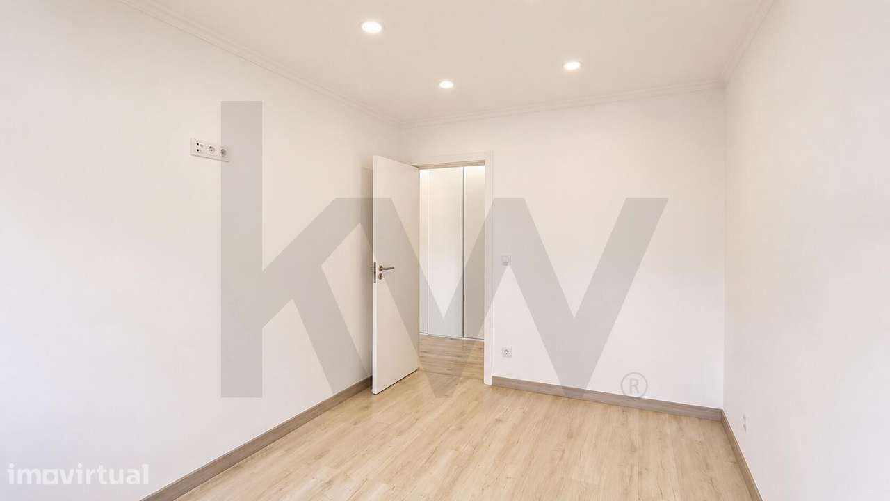 T2 Remodelado com Excelentes Acessos em Vila Franca de Xira - Grande imagem: 4/15
