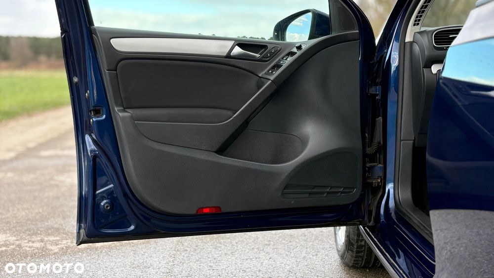 Volkswagen Golf - 12