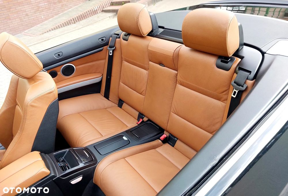 BMW Seria 3 320i Edition Exclusive - 12