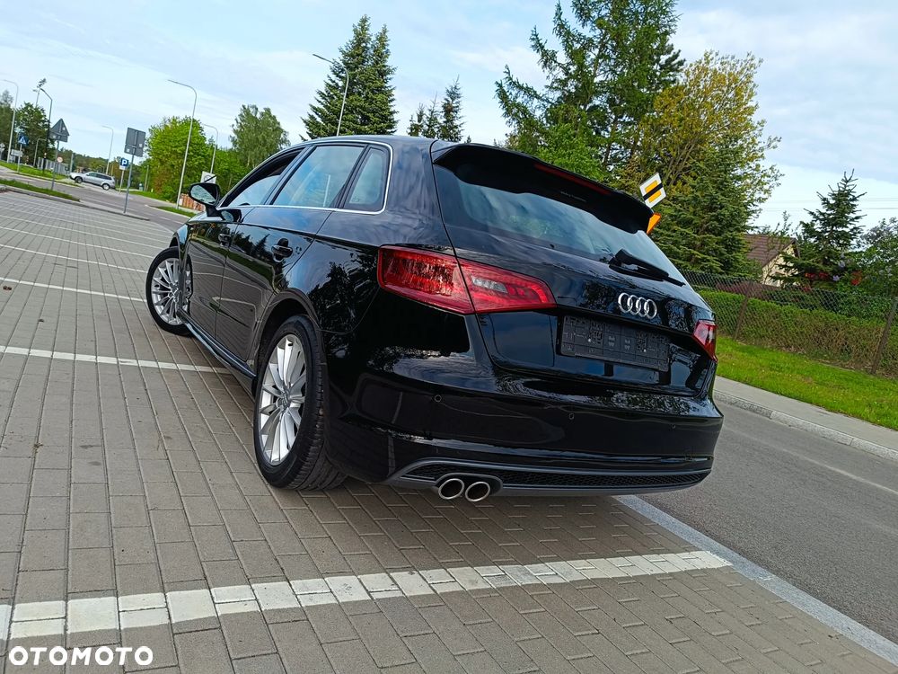 Audi A3 Sportback 1.4 TFSI S line Sportpaket - 13