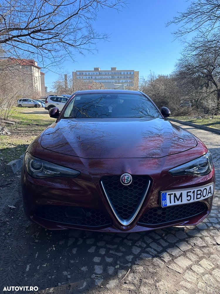 Alfa Romeo Giulia 2.0 Turbo 16V AT8 Business - 1