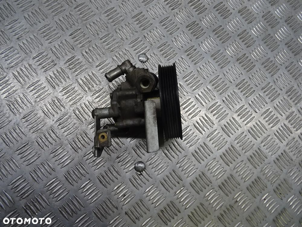 VW GOLF V 1.9TDI POMPA WSPOMAGANIA 740858 - 4