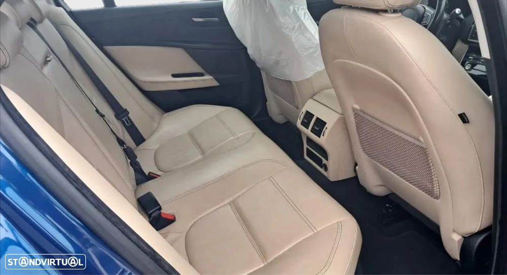 Jaguar XE E-Performance Aut. R-Sport - 6