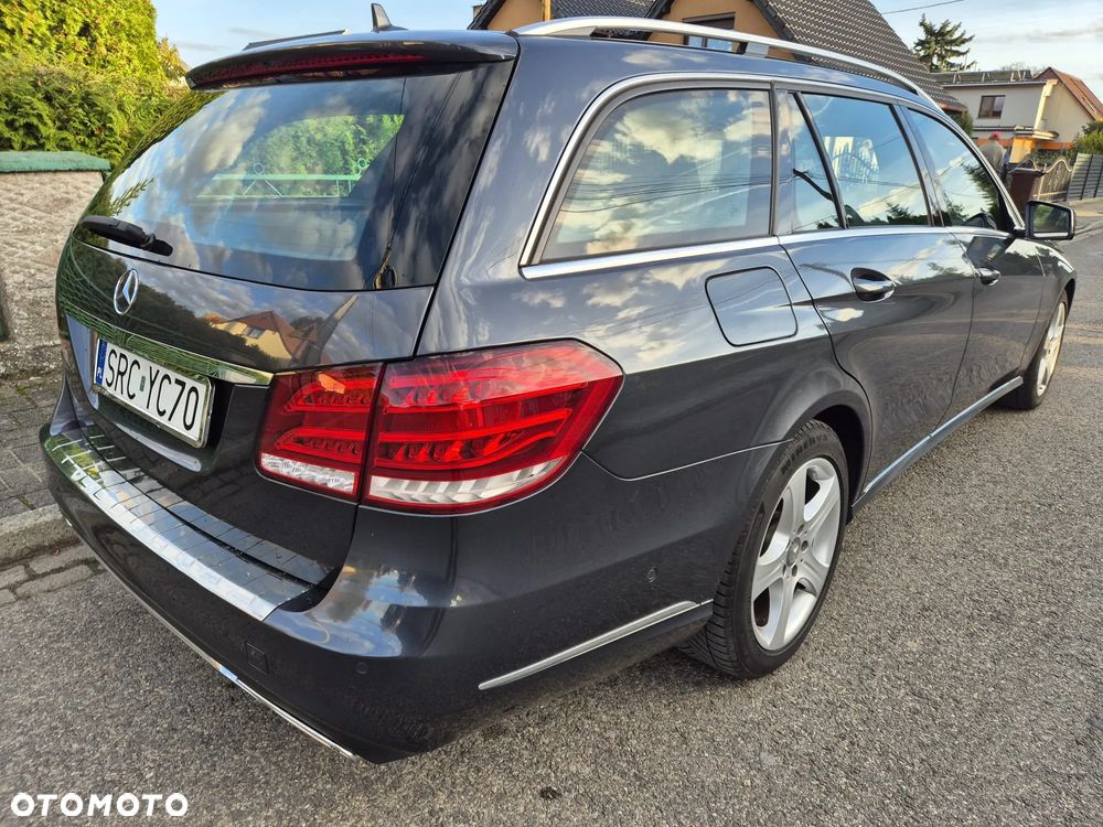 Mercedes-Benz Klasa E 220 T CDI 7G-TRONIC Avantgarde - 13