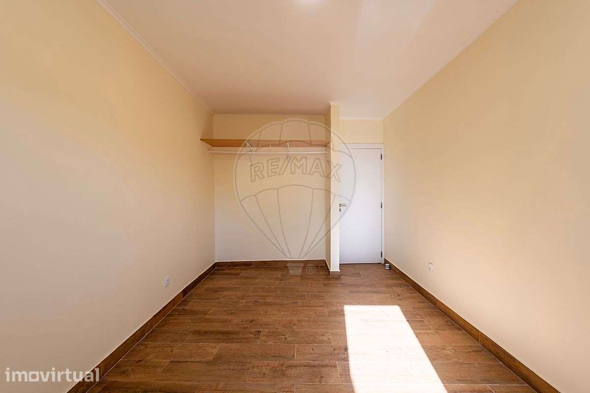 Moradia T2 para venda - Grande imagem: 3/34