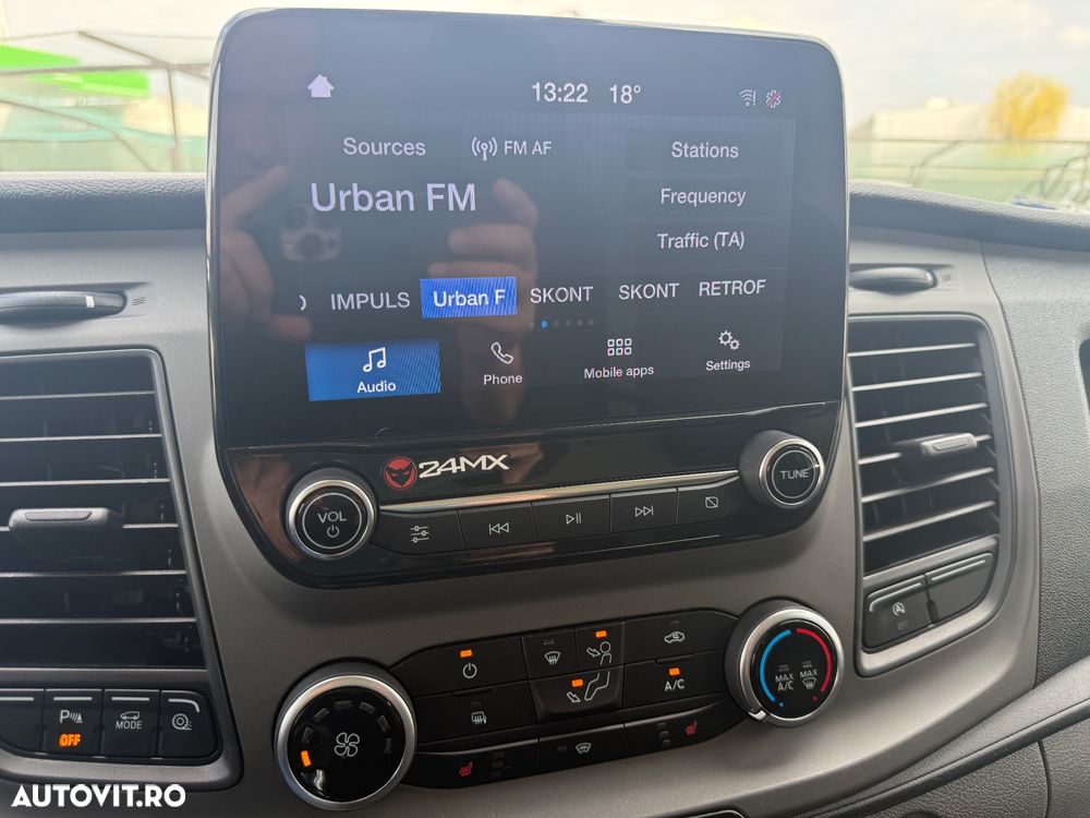 Ford TRANSIT CUSTOM - 25