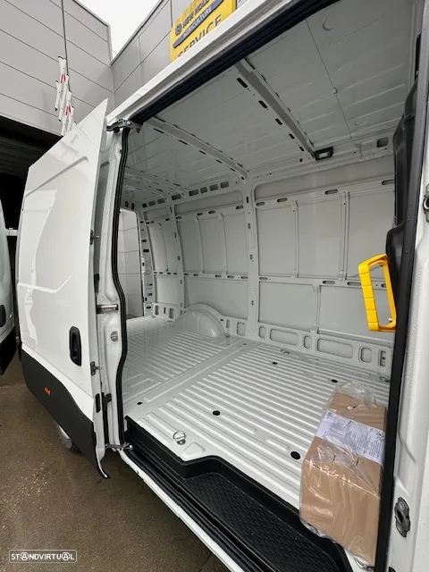 Iveco DAILY 35S16V furgão 12m3 - 5