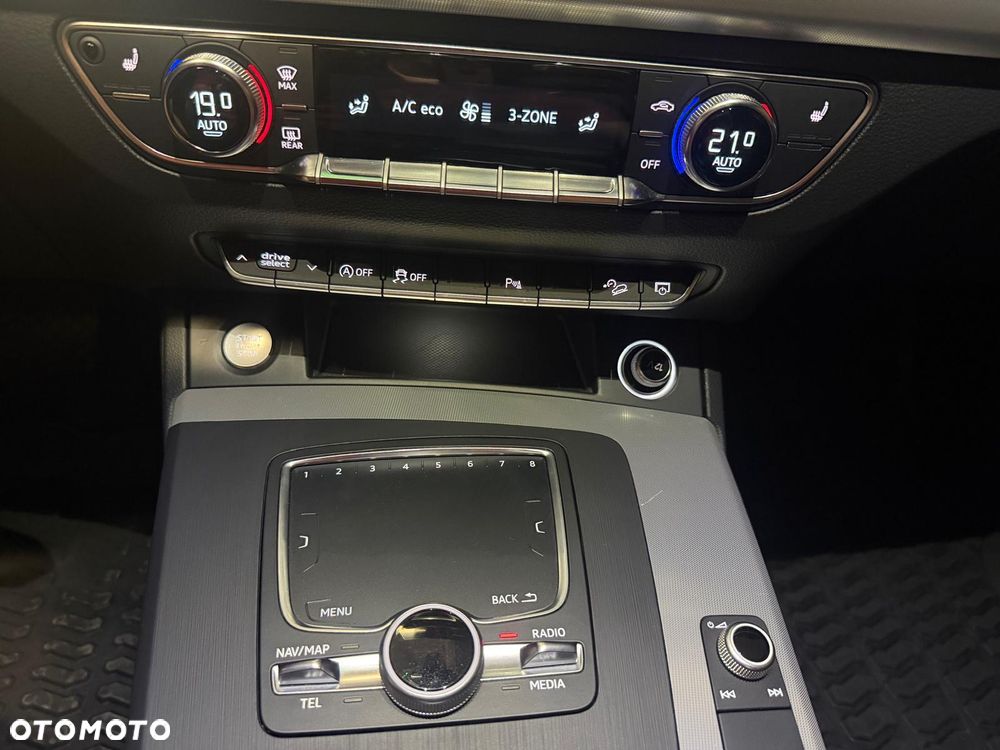 Audi Q5 40 TDI Quattro S tronic design - 26