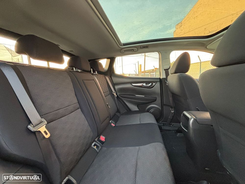 Nissan Qashqai 1.5 dCi Tekna Premium - 9