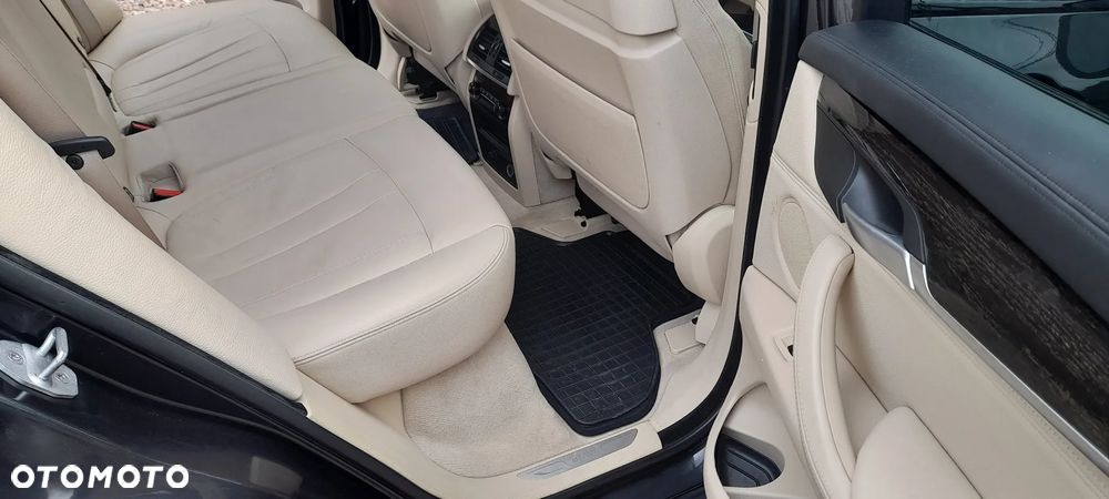 BMW X5 xDrive30d Sport-Aut - 13