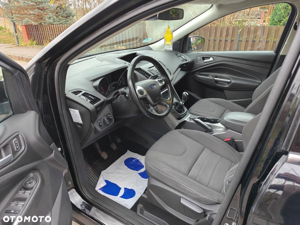 Ford Kuga 2.0 TDCi 2x4 Trend - 9