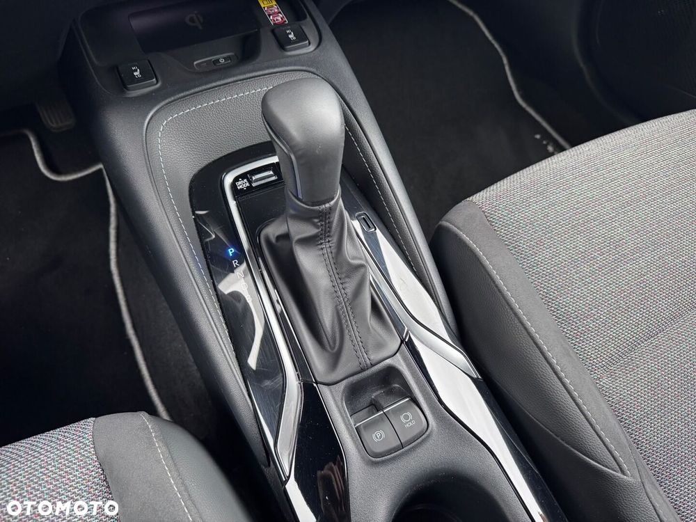 Toyota Corolla 1.8 Hybrid Style - 21
