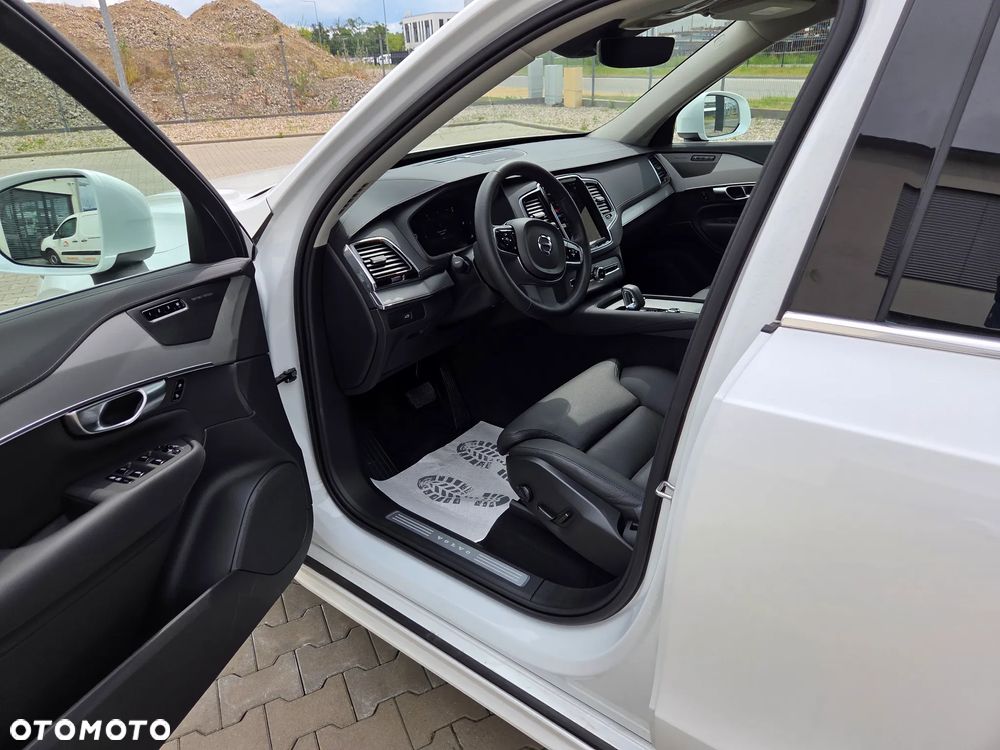 Volvo XC 90 B5 D AWD Plus Bright - 27