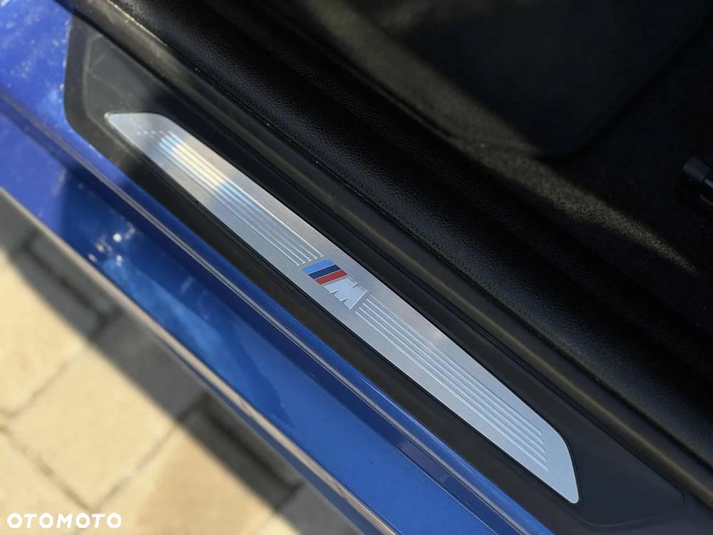 BMW Seria 1 120d xDrive M Sport - 10