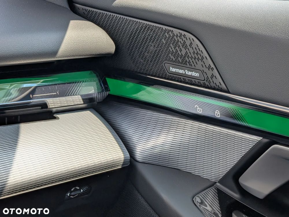 BMW Seria 5 520d mHEV - 16