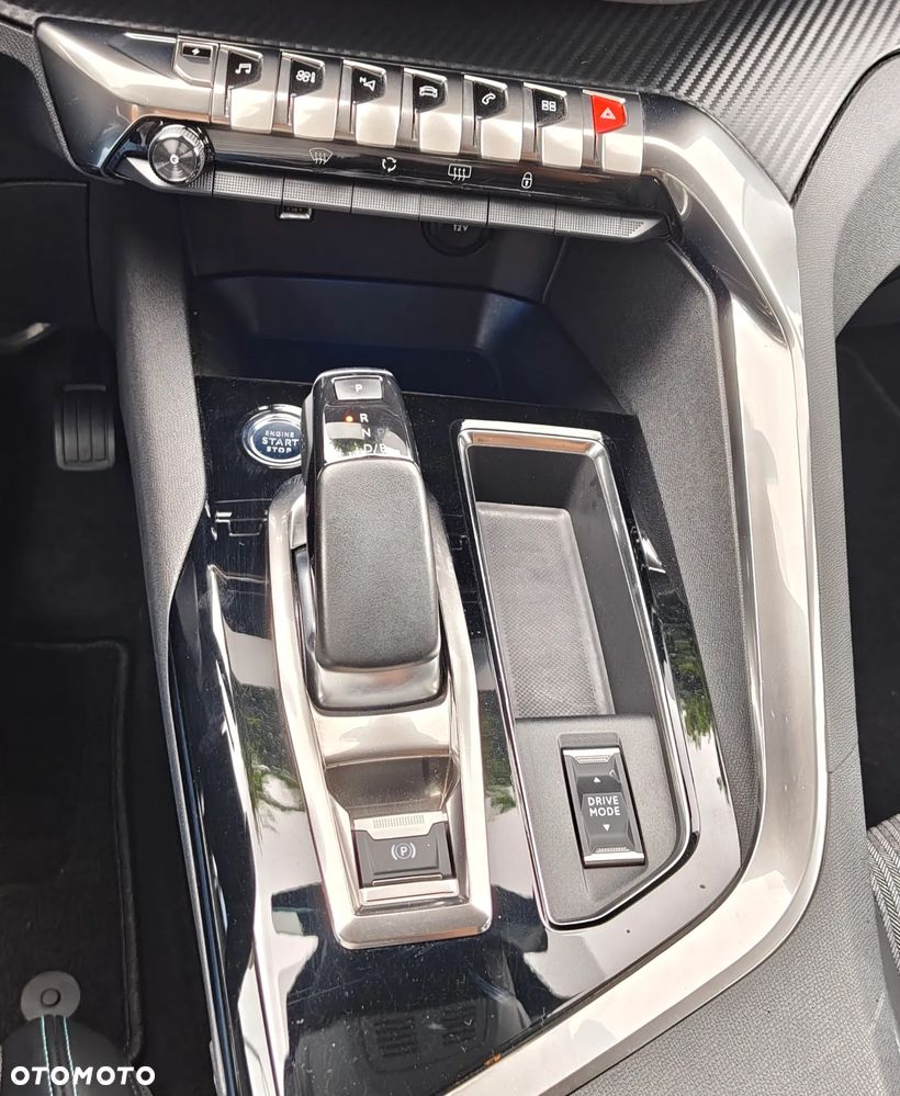 Peugeot 3008 - 24