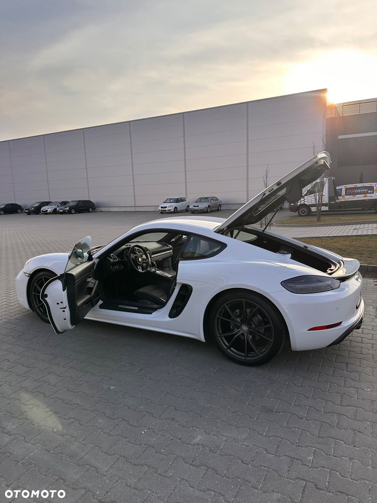 Porsche 718 Cayman PDK - 9