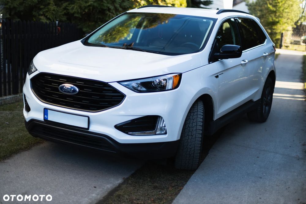 Ford Edge - 1