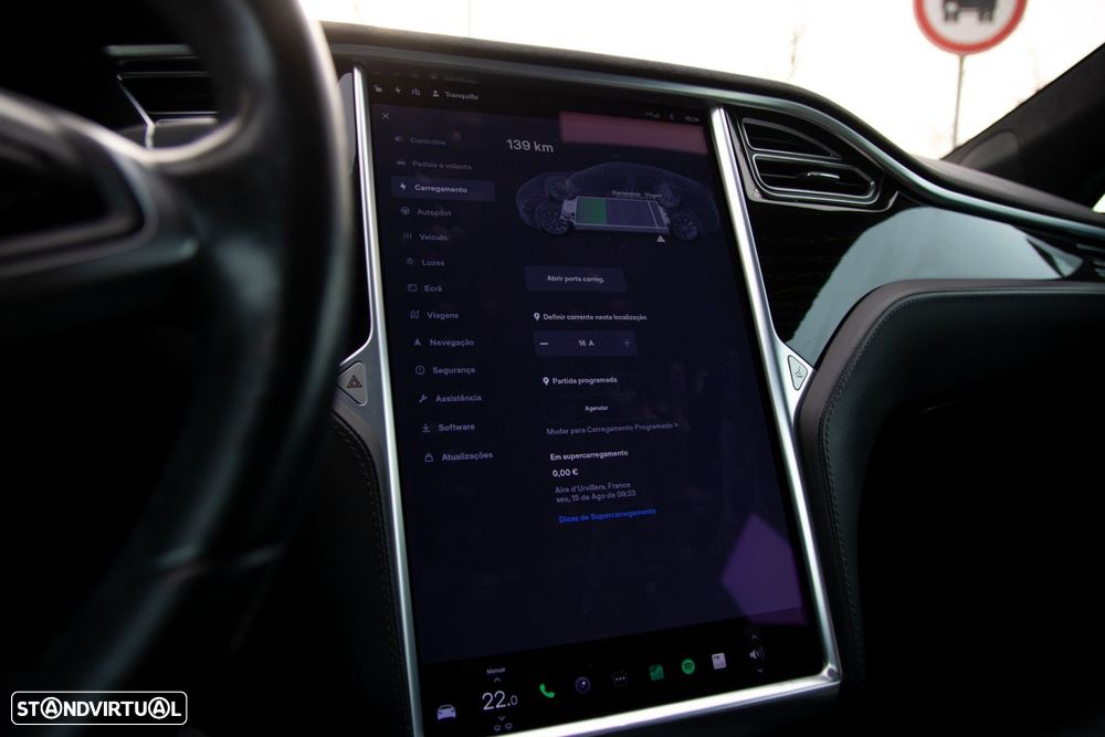 Tesla Model S 90D AWD - 28