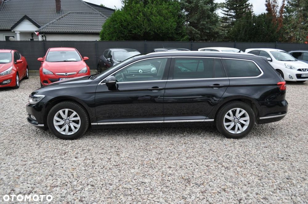 Volkswagen Passat - 12