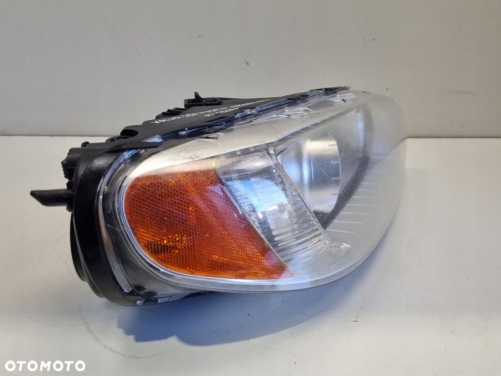 LAMPA PRAWA Volvo S80 II V70 III XC70 II PRZEDNIA PRAWY PRZÓD europa - 4