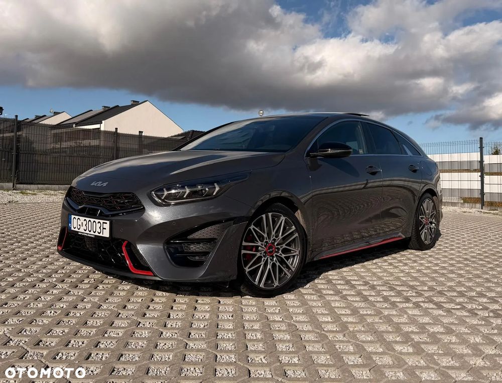 Kia ProCeed - 15