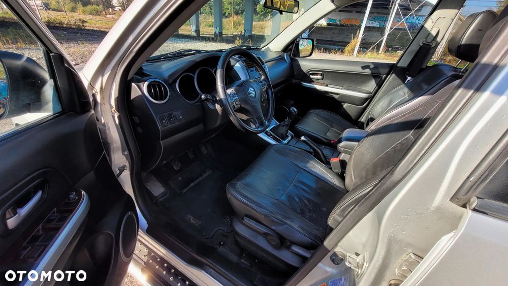 Suzuki Grand Vitara - 7