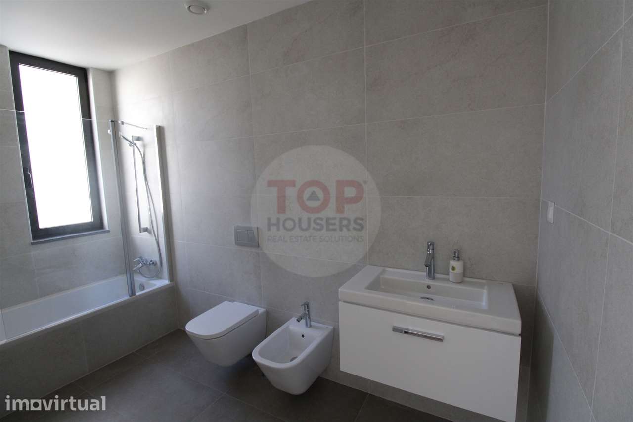 Moradia T3 Nova com piscina - Fuseta - Grande imagem: 2/60