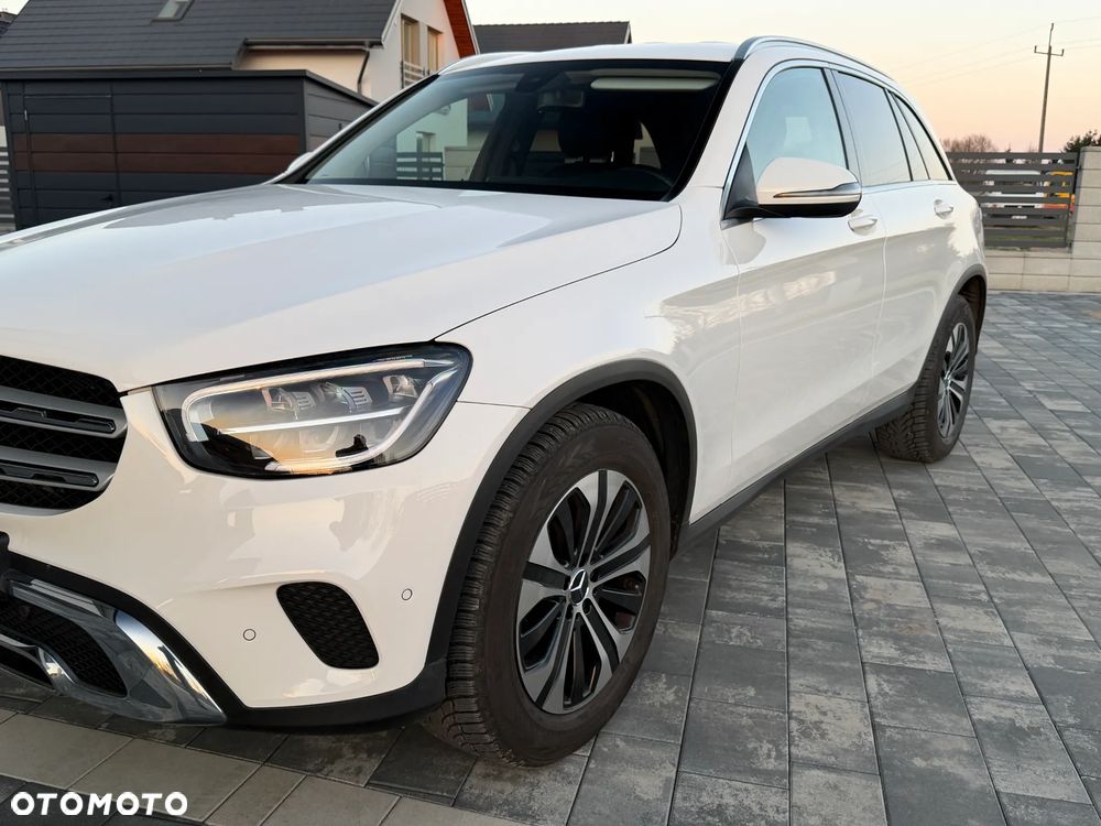 Mercedes-Benz GLC 200 d 4-Matic Business Edition - 2