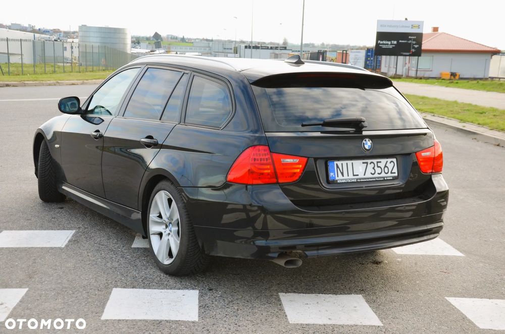 BMW Seria 3 318d Touring - 7