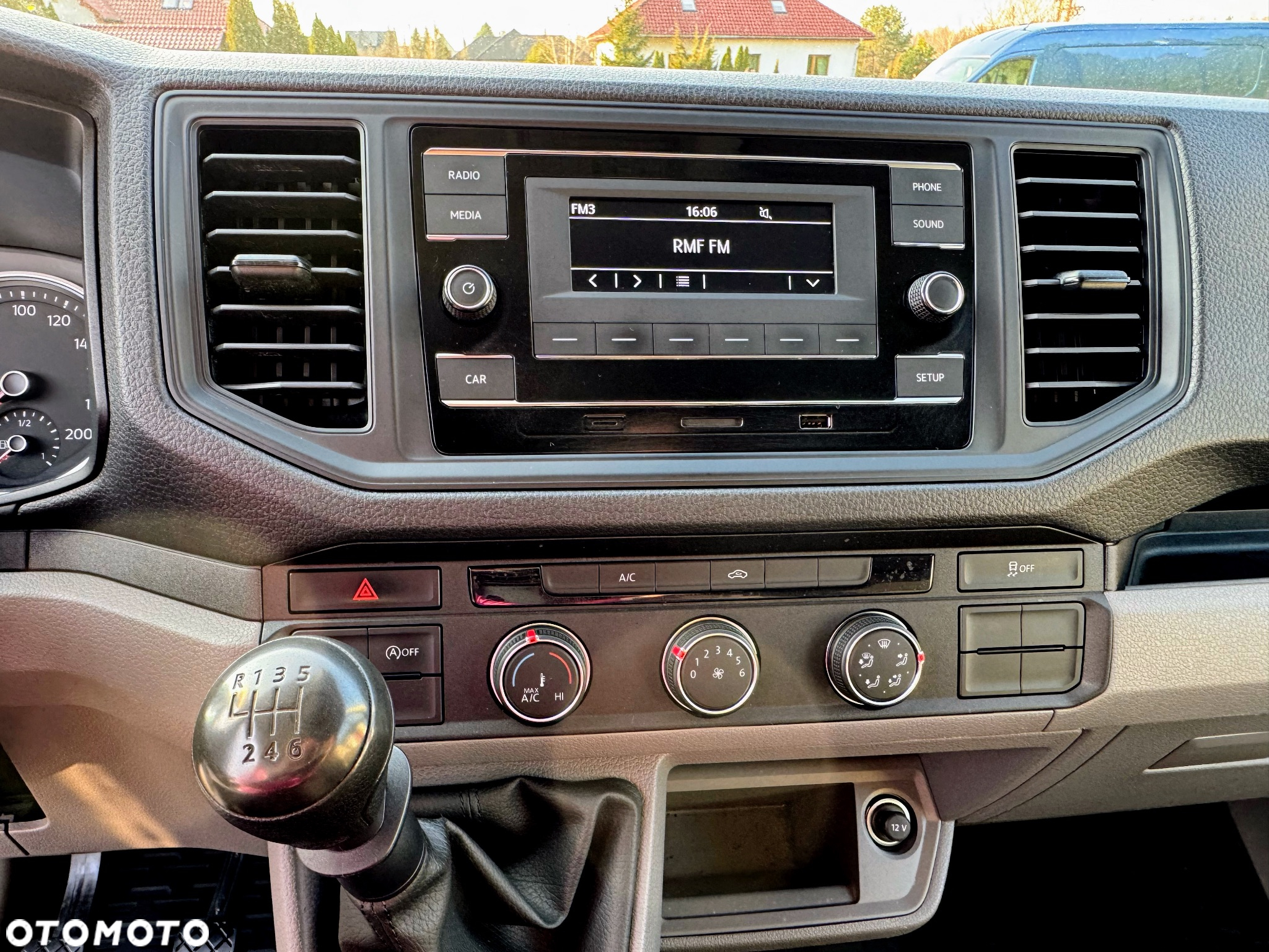 Volkswagen Crafter - 15