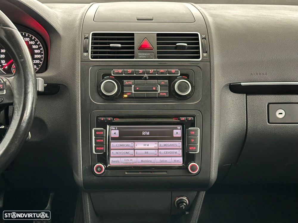 VW Touran 1.6 TDI Blue.Confortline 7L - 22