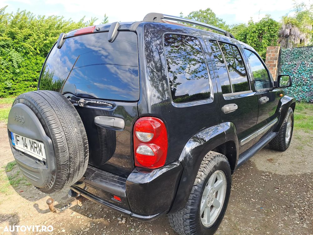 Jeep Cherokee - 4