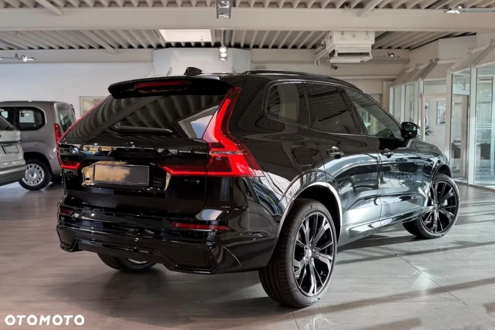 Volvo XC 60 T8 Plug-In Hybrid AWD Plus Black Edition - 10