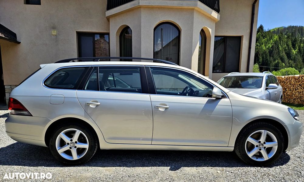 Volkswagen Golf 2.0 TDI DPF Highline - 10