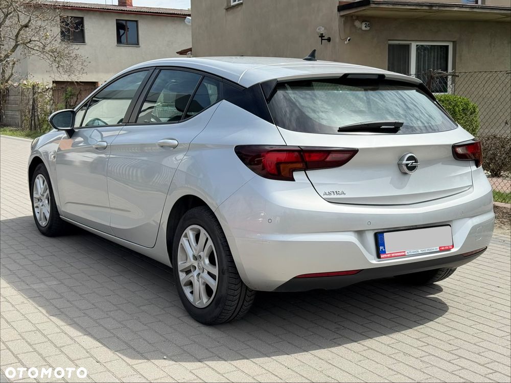 Opel Astra 1.6 D Start/Stop Dynamic - 6