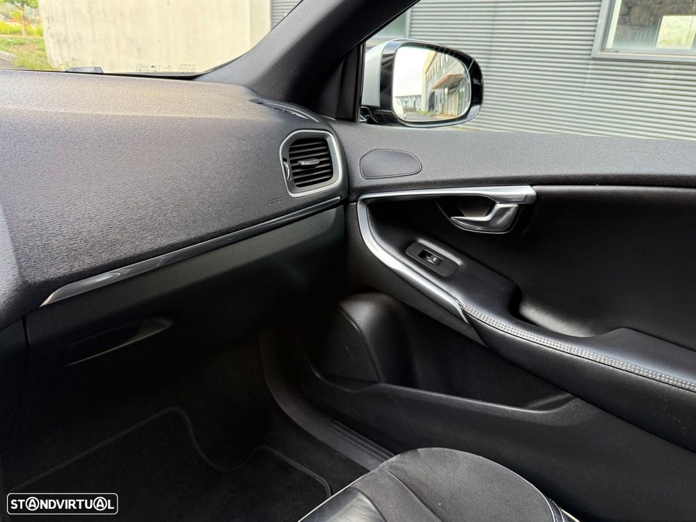 Volvo V40 1.6 D2 R-Design - 18