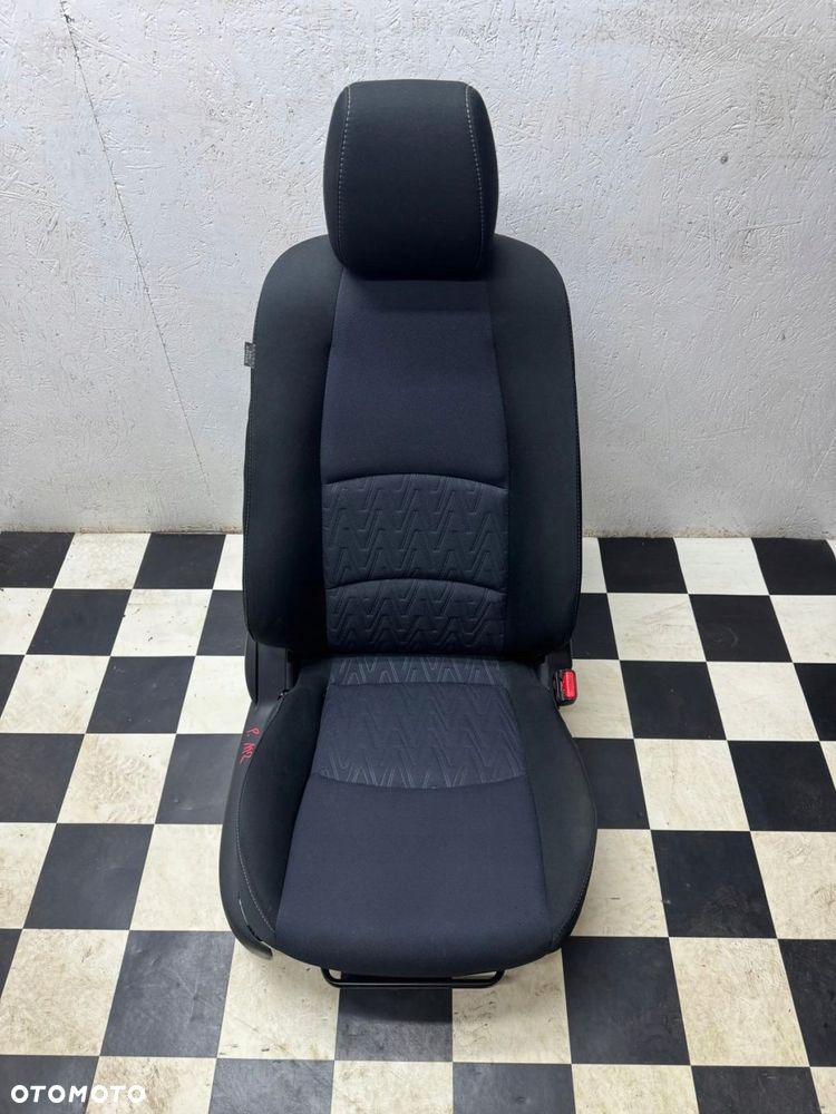 fotel prawy pasażera grzany mazda 2 dj iii 2015-2023 grzany poduszka - 8