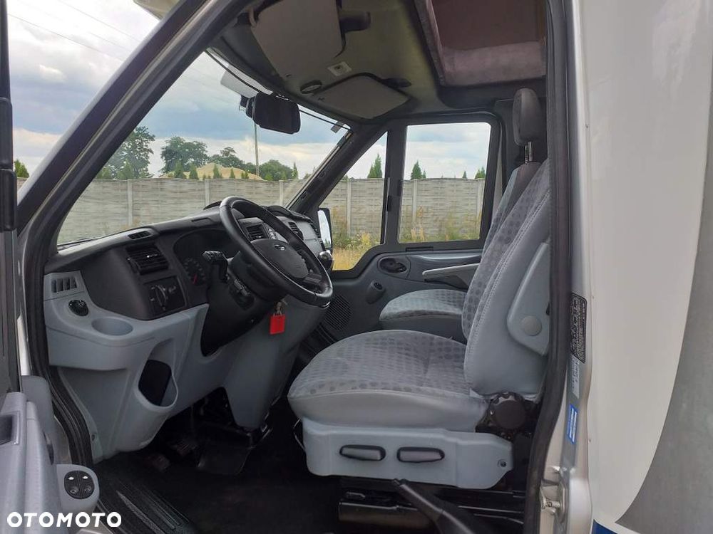 Ford CHAUSSON Flash 04 - 9