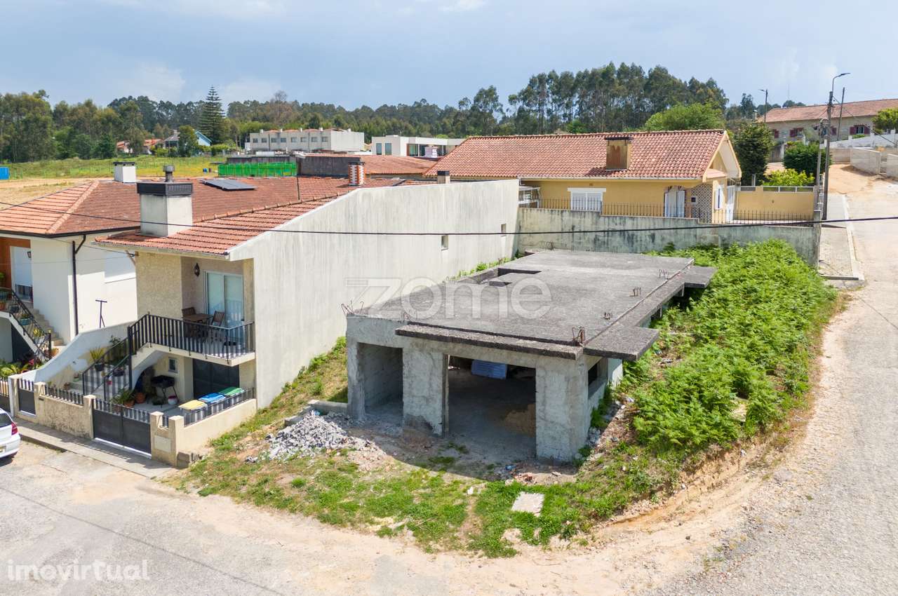 Terreno para moradia T4, perto da praia, projeto aprovado - Grande imagem: 5/18