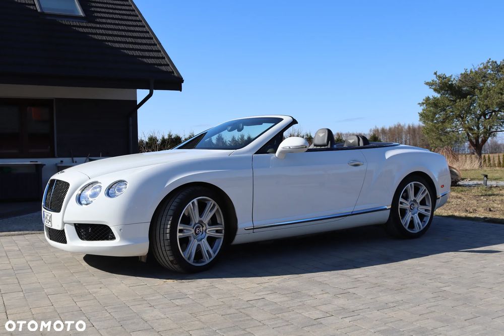 Bentley Continental GT V8 Convertible - 19