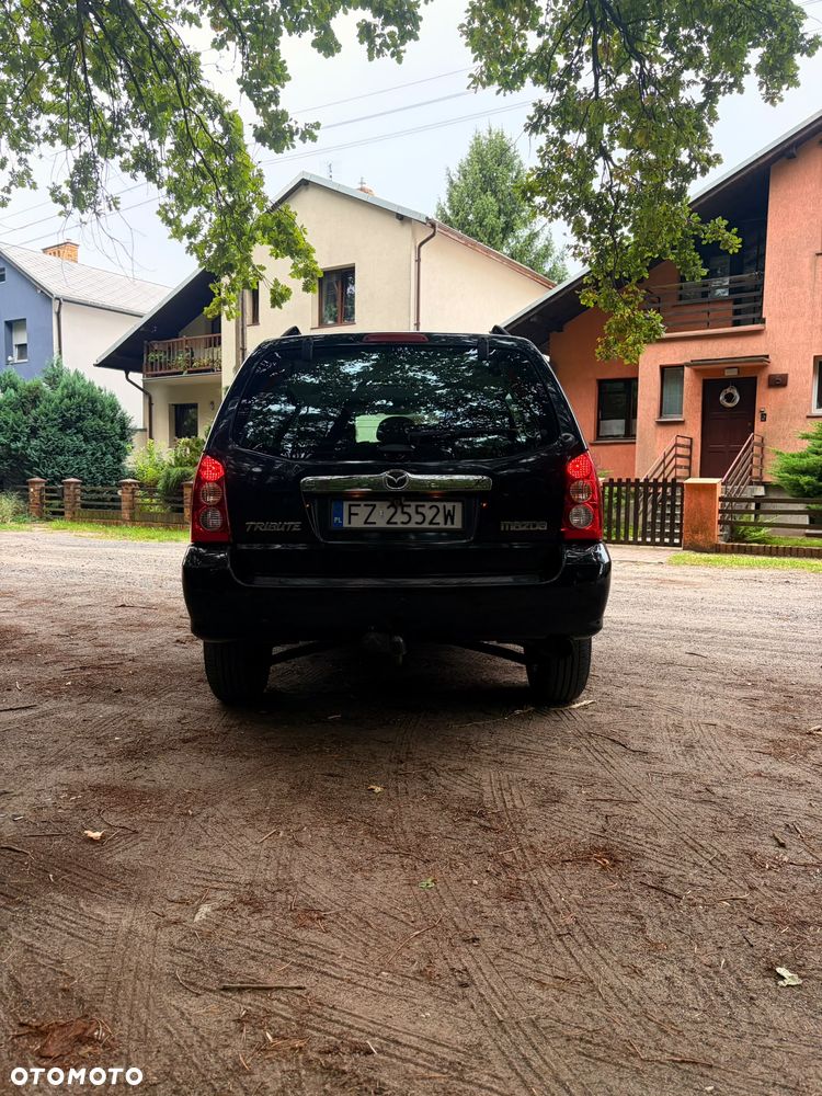 Mazda Tribute 2.3 Comfort - 7