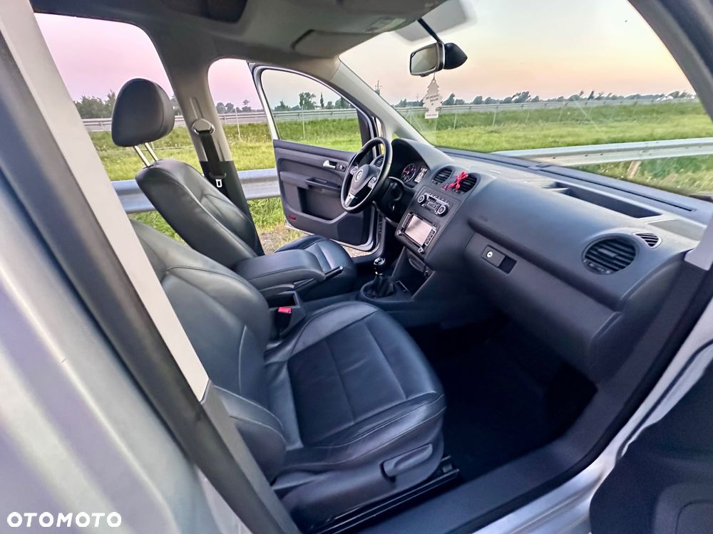 Volkswagen Caddy Highline - 12