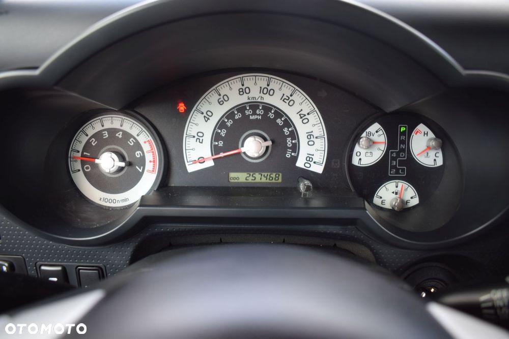 Toyota FJ 4.0 4x4 - 11