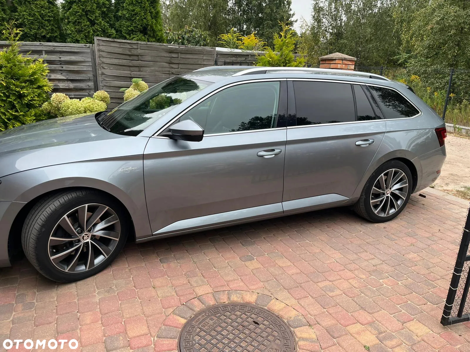 Skoda Superb 2.0 TDI 4x4 L&K DSG - 4