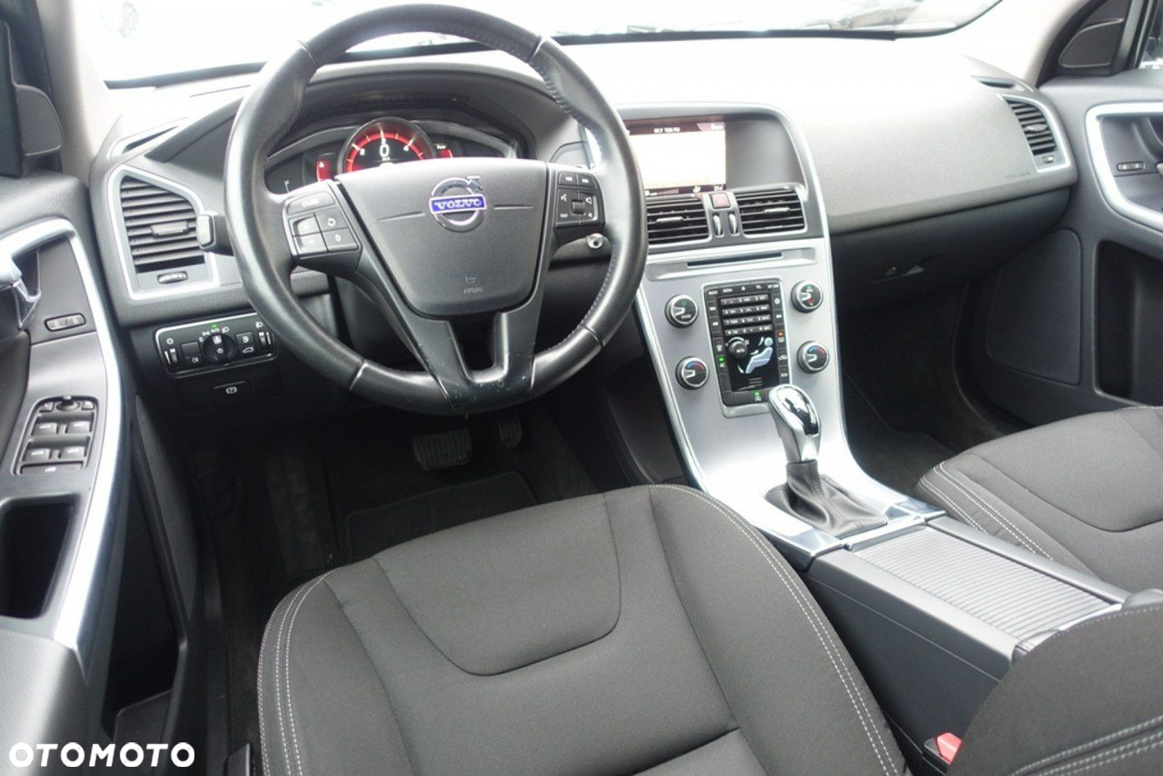 Volvo XC 60 - 18